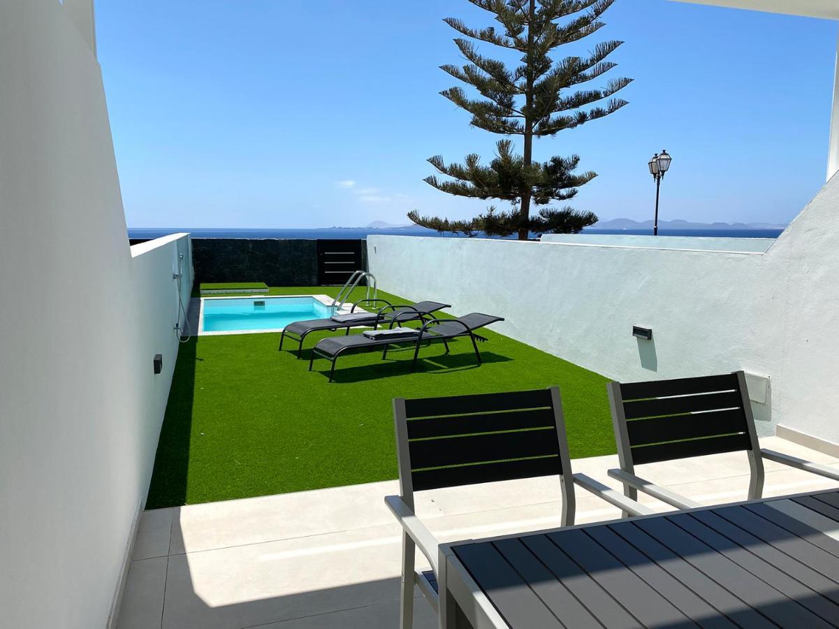 Marina Suites 7 Playa Blanca  Esterno foto